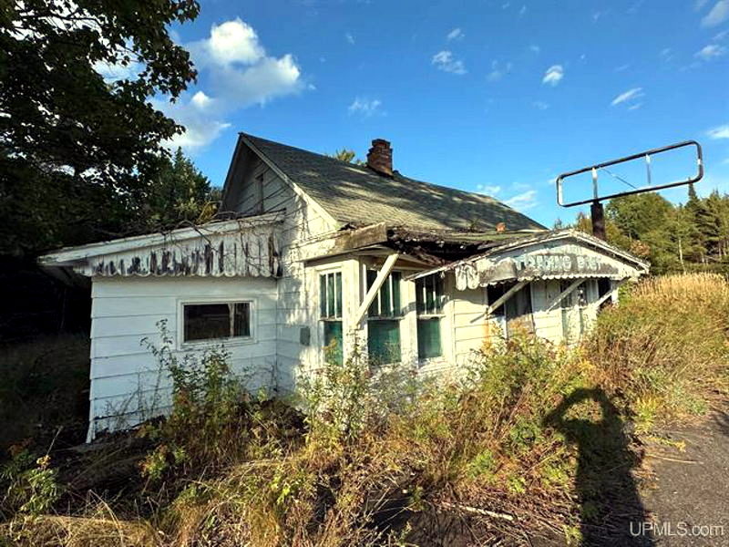 Three Lakes Trading Post - Real Estate Photo (newer photo)